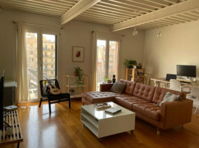 Superb Brooklyn-Style Loft at Barceloneta Beach